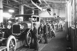 How Ford Killed The Robertson Screw In The US.